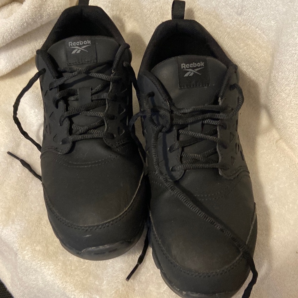 Reebok composite toe work shoes
